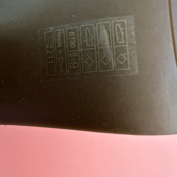 LIKE NEW!!! Blowfish Malibu Strappy Heels - Picture 4 of 4